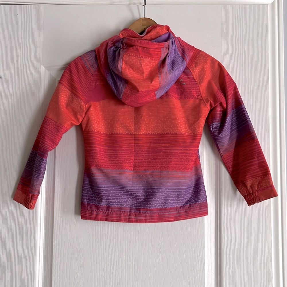 3/$20 😀 Spring Rain Jacket (small Size 6-6x) - Picture 2 of 2
